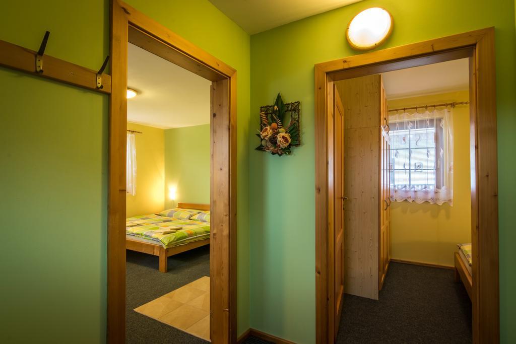Ada Apartments Liptovsky Trnovec Room photo